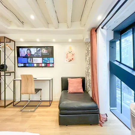 Urban Flat 179 - Pretty Loft Montorgueil
